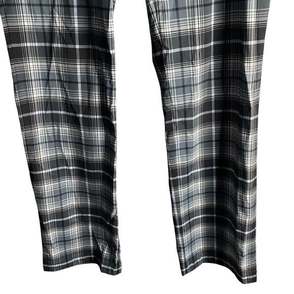 Nike Women's Plaid Dri-Fit Performance Wear Tour Golf Pant - Picture 3 of 10